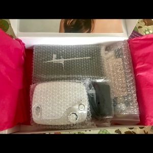 Aeroblend light kit 9 colors, never used!